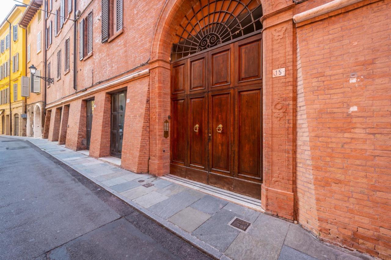 Dalla Bruna - Above The Roofs Of The Centre Modena Exterior foto